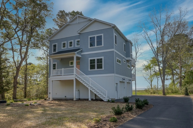 Building Photo - 6620 S Point Rd Rental