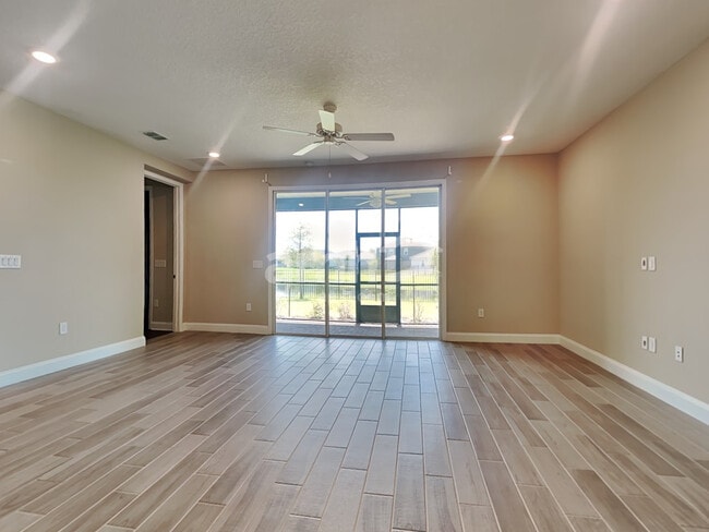 Photo - 87 Cobalt Ln