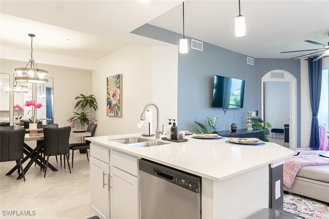 Photo - 5749 Double Eagle Cir Unidad 4528