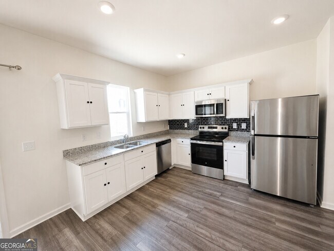 Photo - 125 CHESAPEAKE BAY Dr N