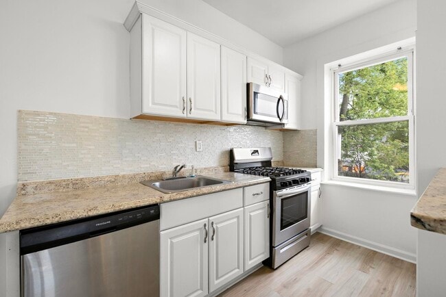 Photo - 1209 86th St
