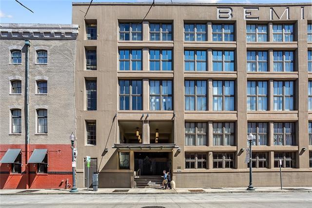 Building Photo - 333 Julia St