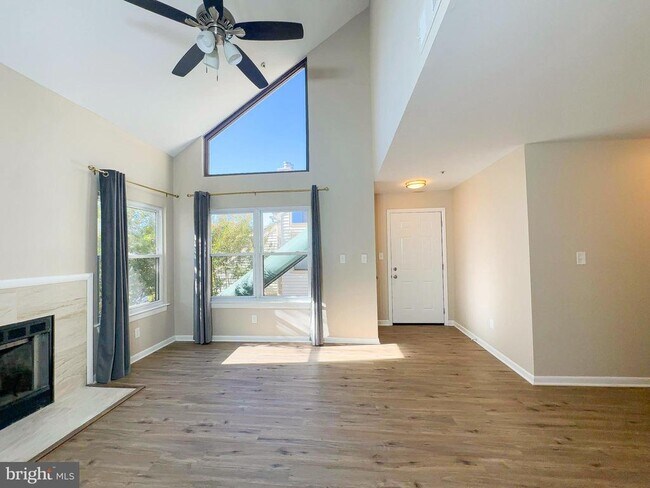 Photo - 13405 Shady Knoll Dr