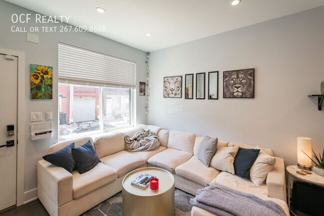 Photo - 2023 Oakford St