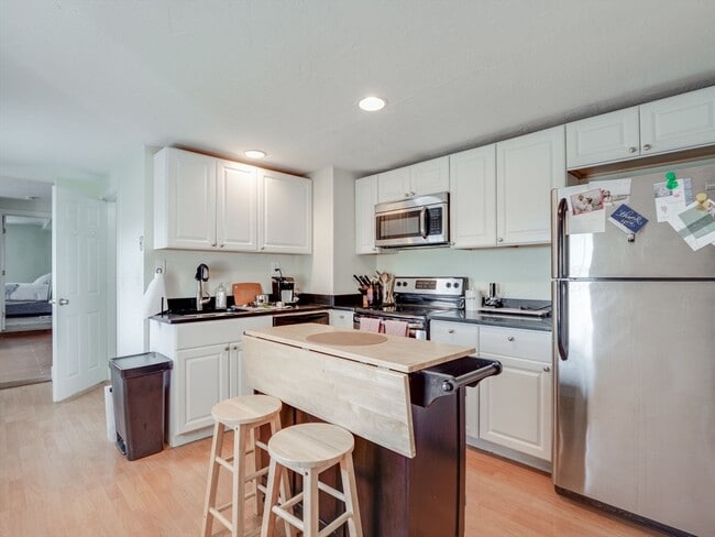 Photo - 30 Mercer St Unit 3