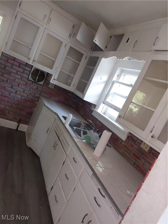 Photo - 3842 Watson Ave