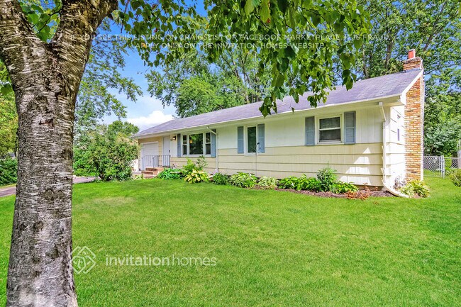 Photo - 5900 Aquila Ave N