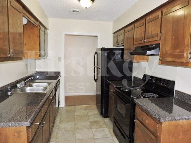 Photo - 7197 Deventer Cove