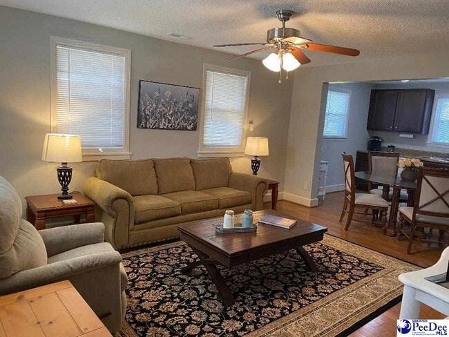 Photo - 1115 Heatherwood Cir