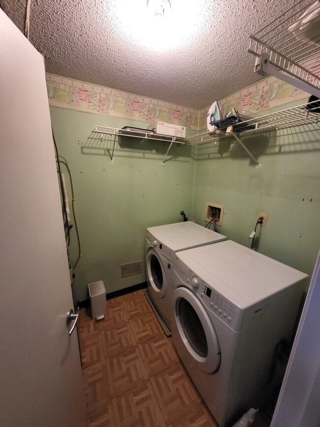 Photo - 2102 Doolittle Dr Unit 2102