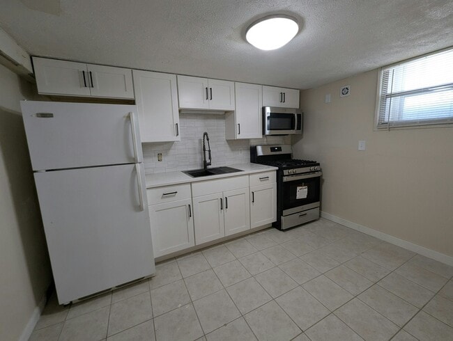 121 N 36th St Unidad 3