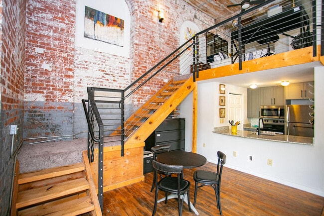 Newnan Lofts