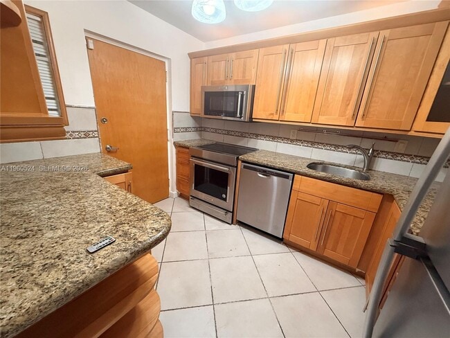 Photo - 7480 Miami Lakes Dr Unidad G101