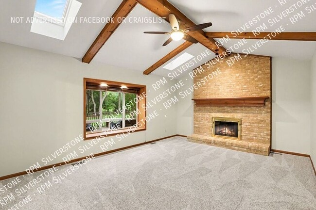 Photo - 869 Timberline Dr