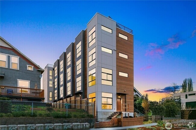 Building Photo - 1431 24th Ave Rental