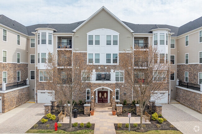 Photo - The Highlands Village