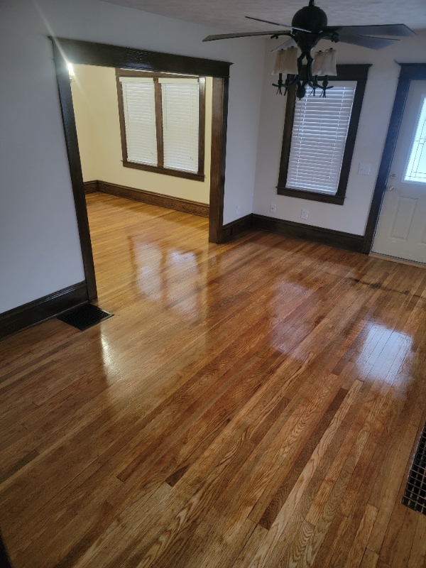 Photo - 111 N Phetteplace St