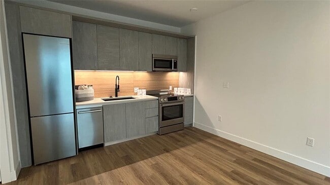 Building Photo - 4315 S Congress Ave Unit 316