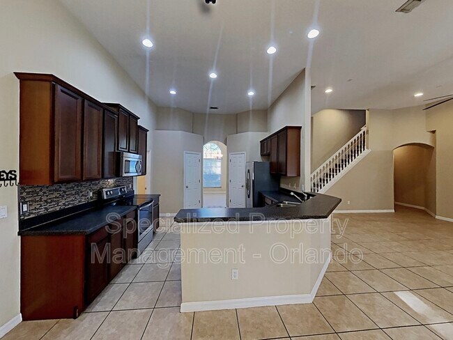 3465 Bromfield Dr