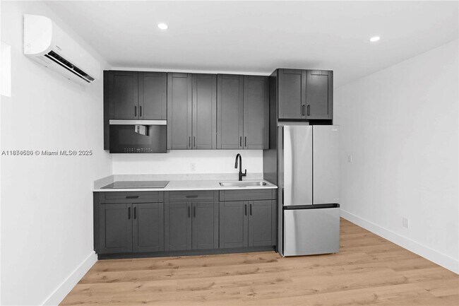 Photo - 419 78th St Unit 3