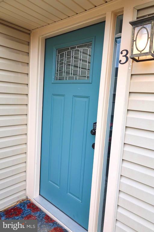 Photo - 15 Mariners Way