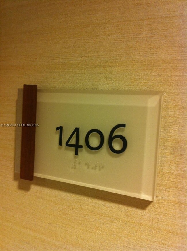 Building Photo - 1050 Brickell Ave Unit 1406