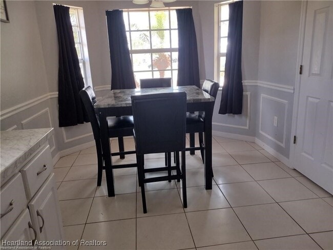 Photo - 4735 Trout Ave