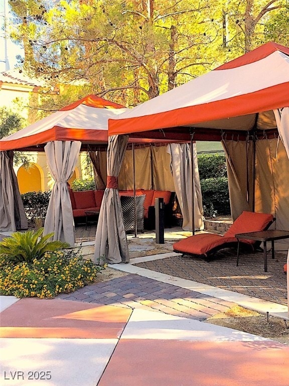 Building Photo - 270 E Flamingo Rd Unit 205