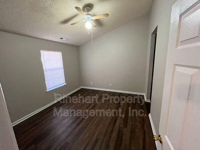 Photo - 1149 Wesley Wood Dr