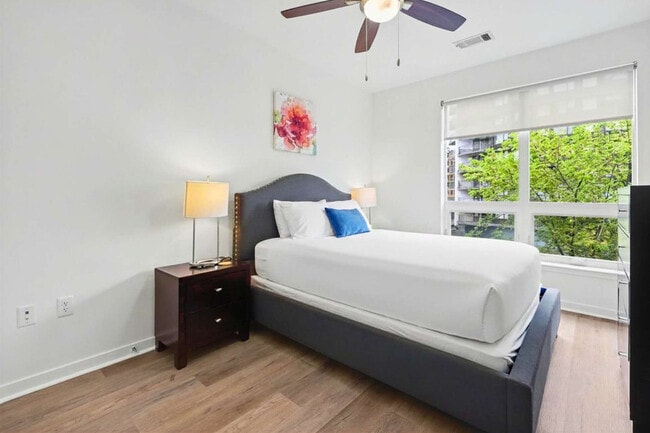 Photo - 81 Tresser Blvd Unidad SI FL3-ID1564815P