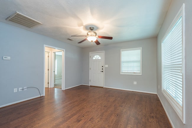 Photo - 112 Sulphur Springs Rd