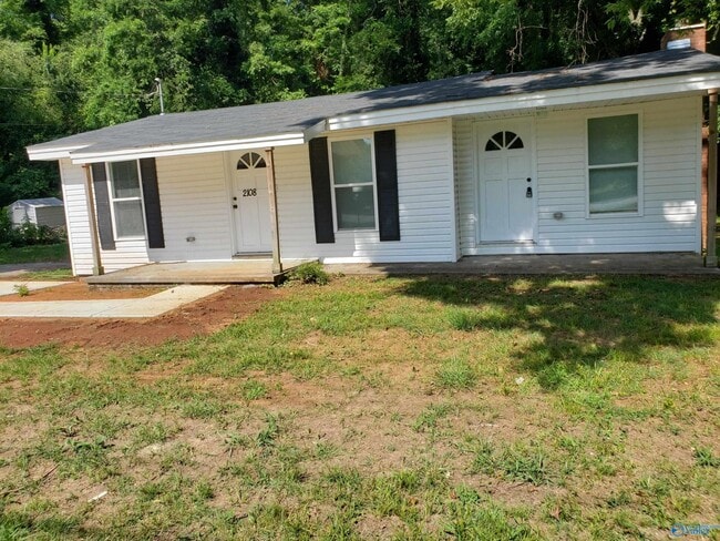 Building Photo - 2108 Pulaski Pike NW Rental