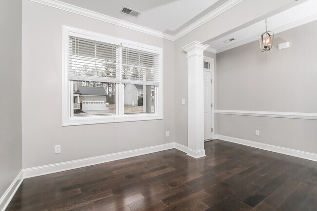 Photo - 190 Grey Hawk Dr