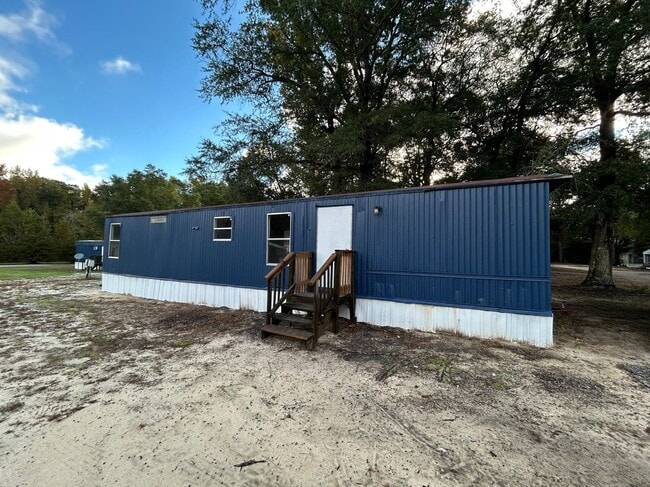 Building Photo - 4502 E Old Marion Hwy