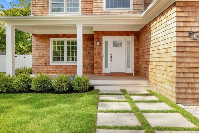 Photo - 75 Clearview Ave