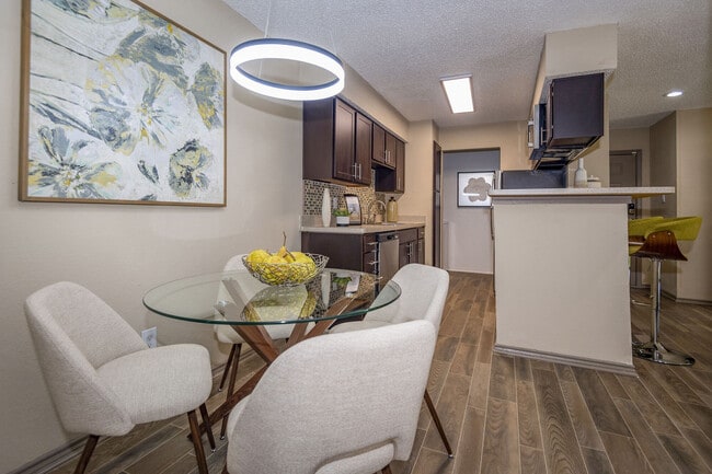 Photo - Park West Apartments