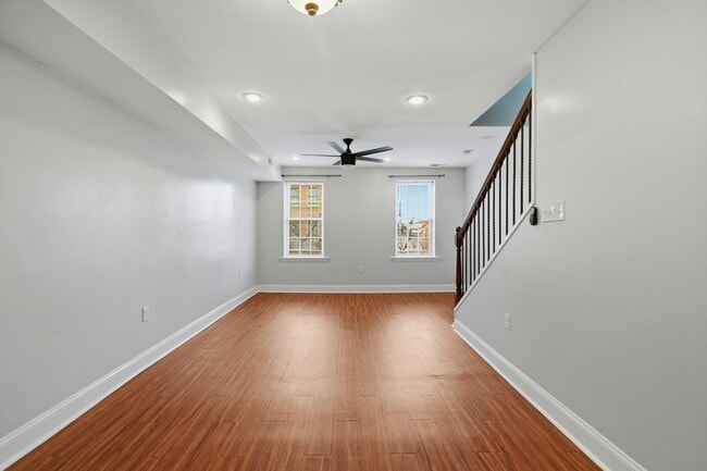 Photo - 1008 W Cross St