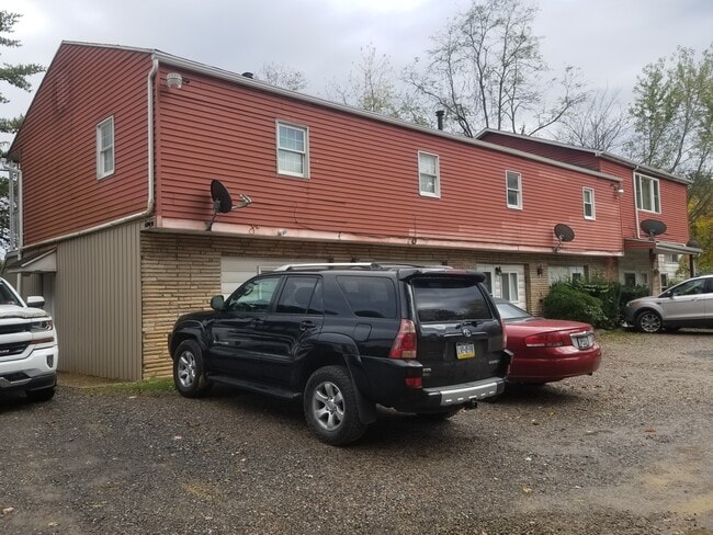 Photo - 48 W 4th St Apartments Unit A