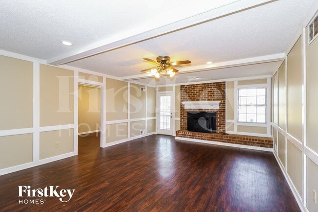 Photo - 3828 Innsbrook Dr