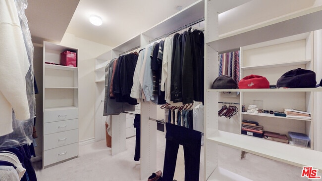 Photo - 118 S Clark Dr Unidad 105