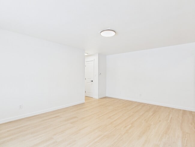 Photo - 914 Gilmore St Unit A