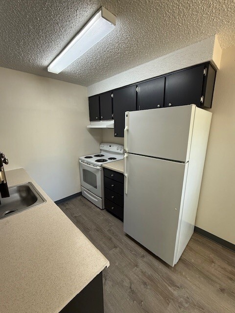 2 bedroom - kitchen