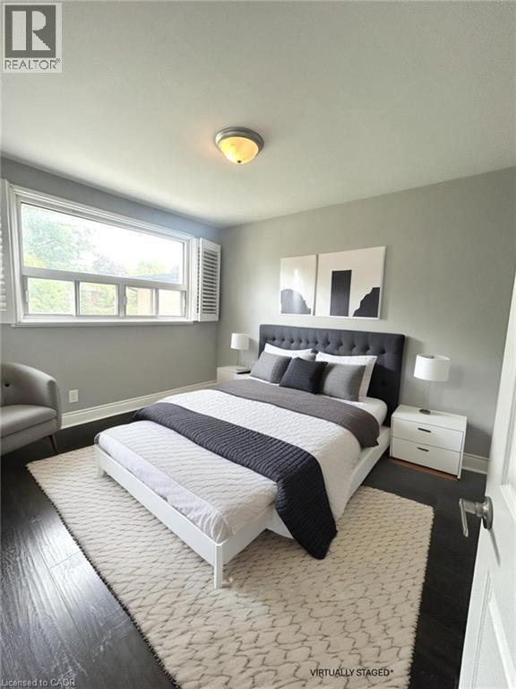 Photo - 137 Manning Ave