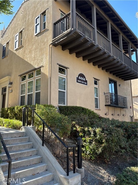 Photo - 4444 Owens St