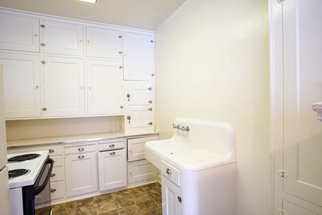 Photo - Ladd's Addition: Sunny Studio with Hardwoods + Lovely Architectural Appeal! Unit 107