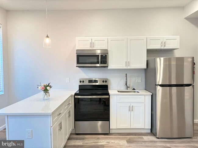 Photo - 2023 McCulloh St