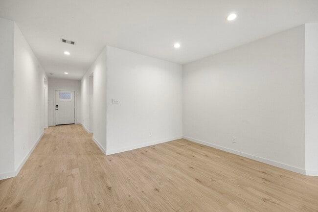 Photo - 2732 Misty Elm Ln