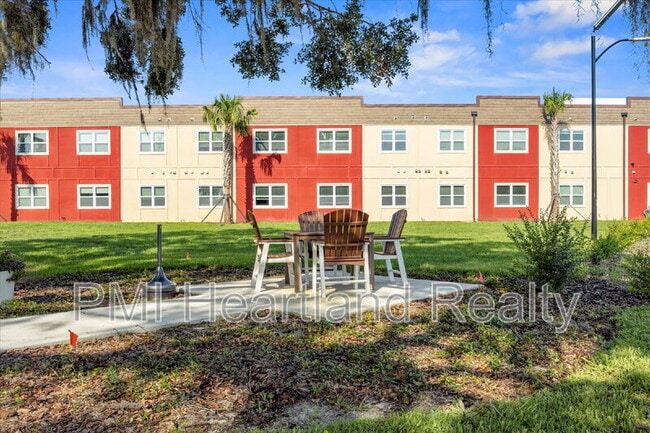 Photo - 260 Spanish Moss Cir Unit 207