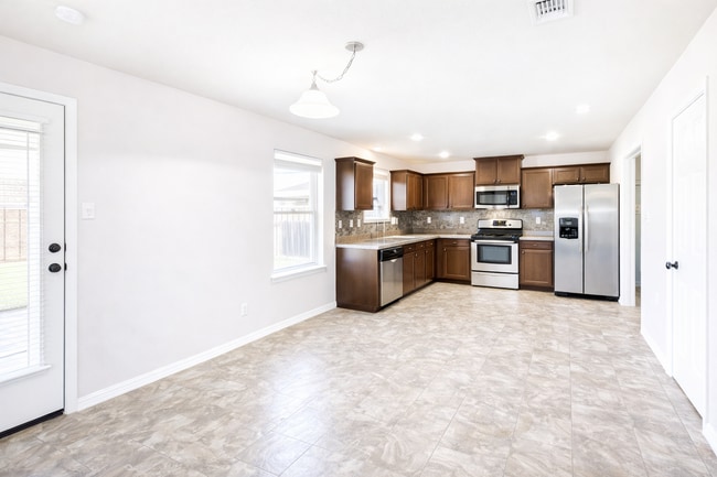 Photo - 2507 Alamocitos Creek Dr