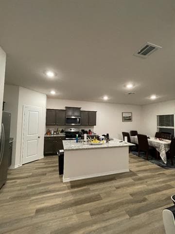 Photo - 844 Moonglade Rd